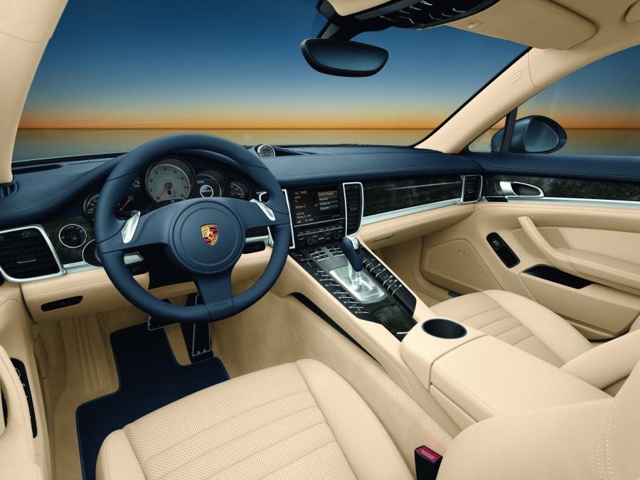  Porsche Panamera 2009 года  (фото 33 из 144)
